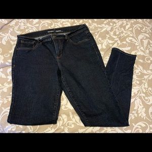 Old navy jeans. Mid rise. Straight leg.